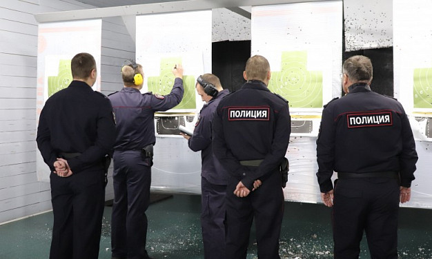 Ивановские полицейские соревновались в стрельбе из боевого оружия